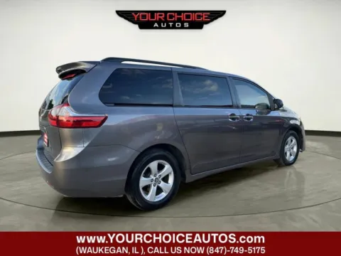 More photos of 2020 Toyota Sienna LE 7 Passenger Auto Access Seat 4dr Mini Van at Your Choice Autos - Waukegan, IL