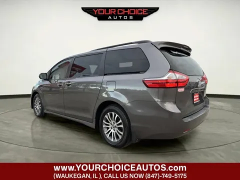 Another view of 2018 Toyota Sienna XLE 8 Passenger 4dr Mini Van for sale in Waukegan, IL at Your Choice Autos - Waukegan
