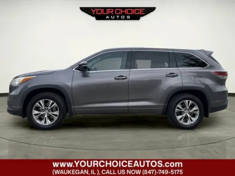 Photos of 2015 Toyota Highlander XLE for sale in Waukegan, IL at Your Choice Autos - Waukegan