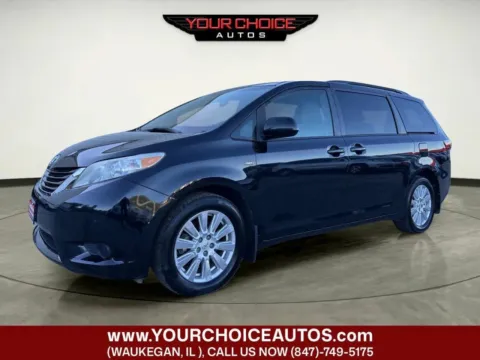 Blue 2017 Toyota Sienna LE for sale in Waukegan, IL