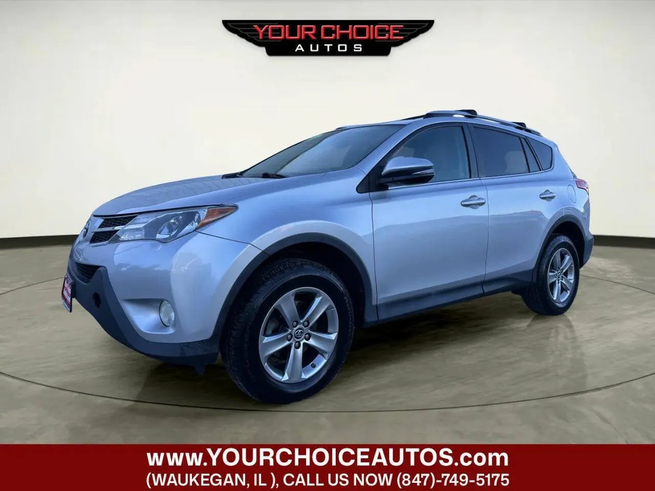 Silver 2015 Toyota RAV4 XLE for sale in Waukegan, IL