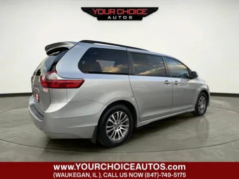 More photos of 2020 Toyota Sienna XLE 8 Passenger 4dr Mini Van at Your Choice Autos - Waukegan, IL