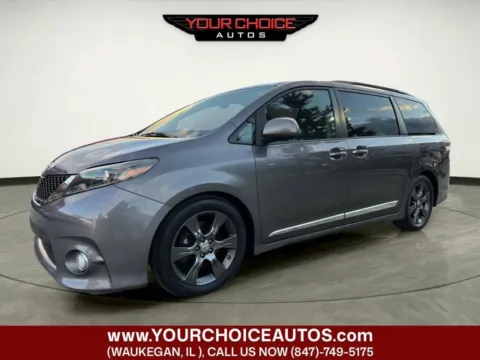 Gray 2015 Toyota Sienna SE 8 Passenger 4dr Mini Van for sale in Waukegan, IL