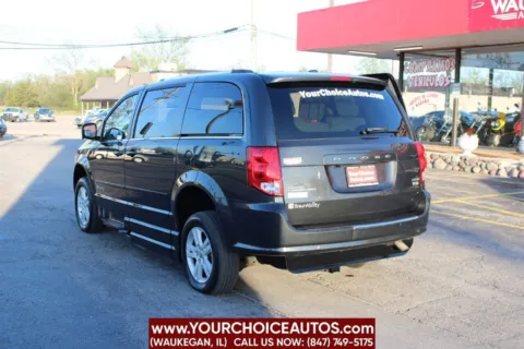 More photos of 2012 Dodge Grand Caravan Crew at Your Choice Autos - Waukegan, IL