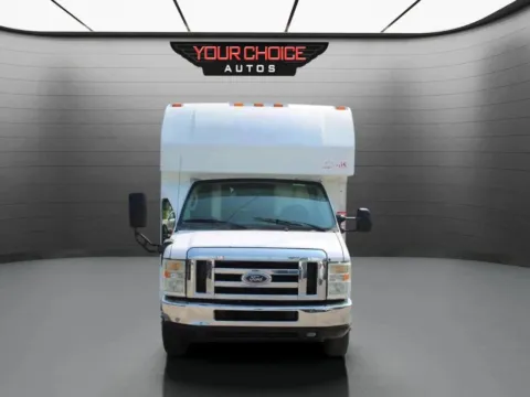 Photos of 2008 Ford Econoline Commercial Cutaway E 350 SD 2dr Commercial/Cutaway/Chassis 138 176 in. WB for sale in Waukegan, IL at Your Choice Autos - Waukegan