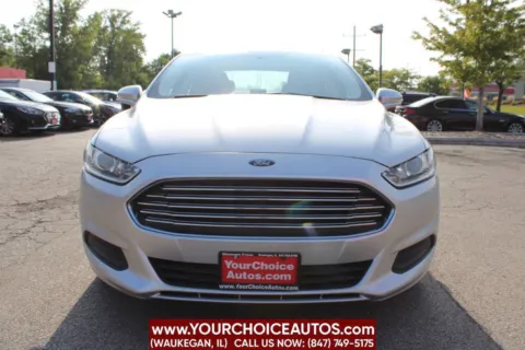 Photos of 2014 Ford Fusion SE for sale in Waukegan, IL at Your Choice Autos - Waukegan