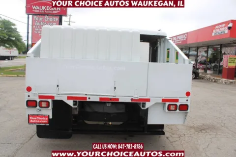 More photos of 2012 Ford Econoline Commercial Cutaway E 450 SD 2dr Commercial/Cutaway/Chassis 158 176 in. WB at Your Choice Autos - Waukegan, IL