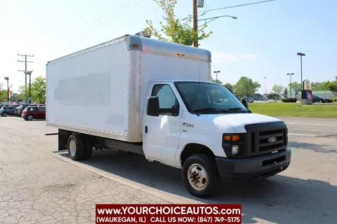 Another view of 2013 Ford Econoline Commercial Cutaway E 350 SD 2dr 176 in. WB DRW Cutaway Chassis for sale in Waukegan, IL at Your Choice Autos - Waukegan