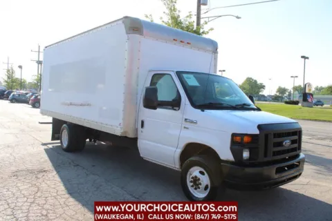 Another view of 2013 Ford Econoline Commercial Cutaway E 350 SD 2dr 158 in. WB DRW Cutaway Chassis for sale in Waukegan, IL at Your Choice Autos - Waukegan