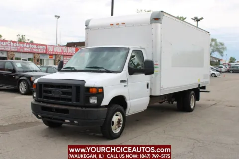 White 2014 Ford Econoline Commercial Cutaway E 350 SD 2dr 158 in. WB DRW Cutaway Chassis for sale in Waukegan, IL