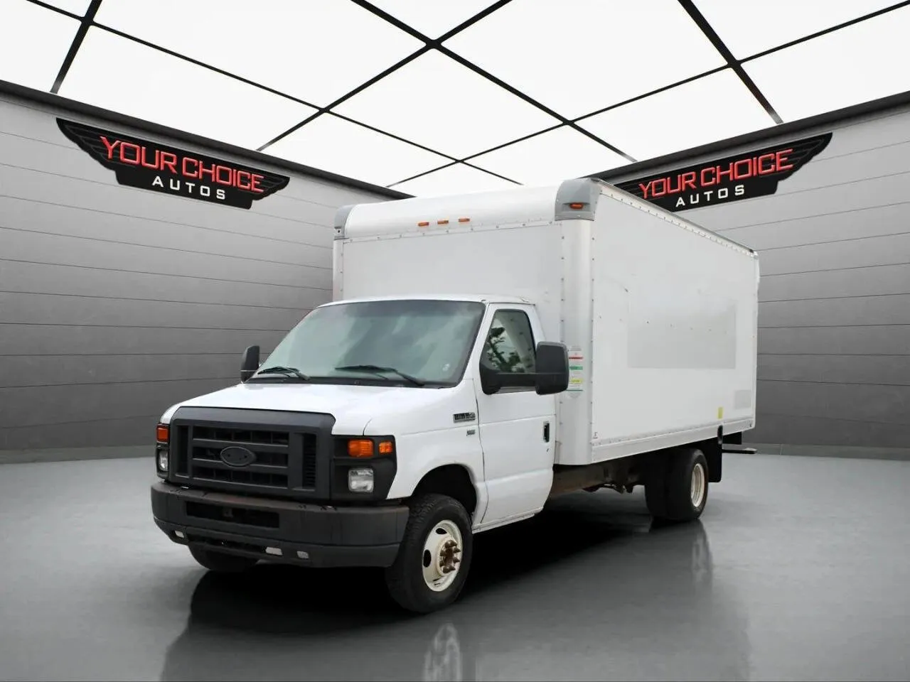 White 2014 Ford Econoline Commercial Cutaway E 350 SD 2dr 158 in. WB DRW Cutaway Chassis for sale in Waukegan, IL