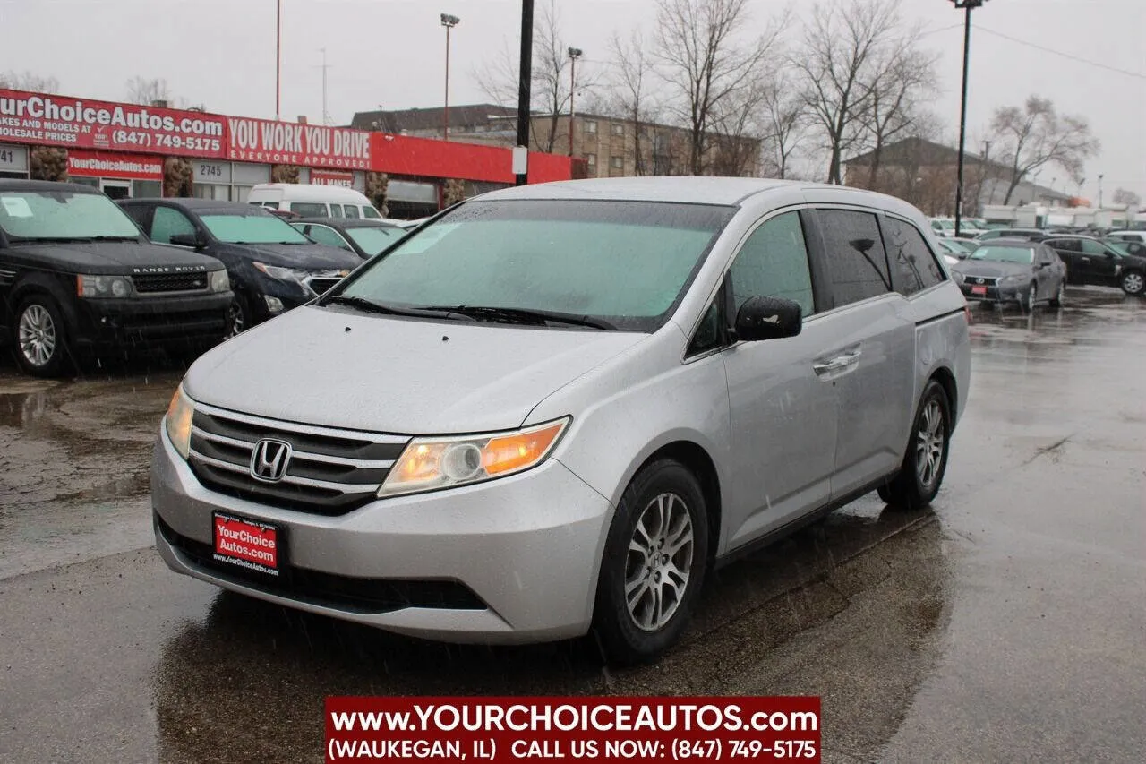Silver 2011 Honda Odyssey EX for sale in Waukegan, IL
