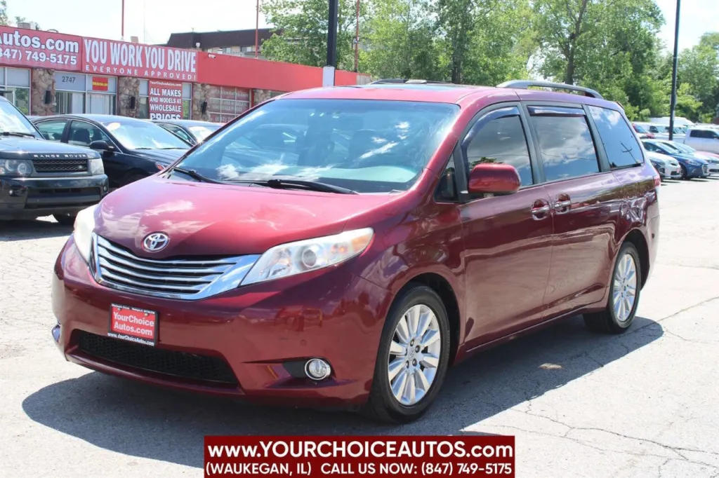 2011 Toyota Sienna Limited 7 Passenger AWD 4dr Mini Van for sale in Waukegan, IL