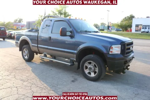 Another view of 2006 Ford Super Duty F-350 SRW Lariat 4dr SuperCab 4WD SB for sale in Waukegan, IL at Your Choice Autos - Waukegan