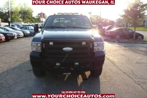 Photos of 2006 Ford Super Duty F-350 SRW Lariat 4dr SuperCab 4WD SB for sale in Waukegan, IL at Your Choice Autos - Waukegan