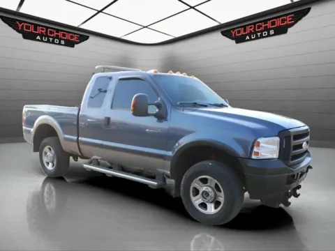 Another view of 2006 Ford Super Duty F-350 SRW Lariat 4dr SuperCab 4WD SB for sale in Waukegan, IL at Your Choice Autos - Waukegan