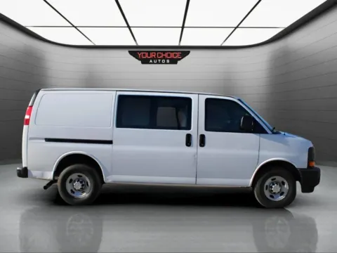 More photos of 2017 Chevrolet Express Cargo Van 2500 3dr Cargo Van at Your Choice Autos - Waukegan, IL