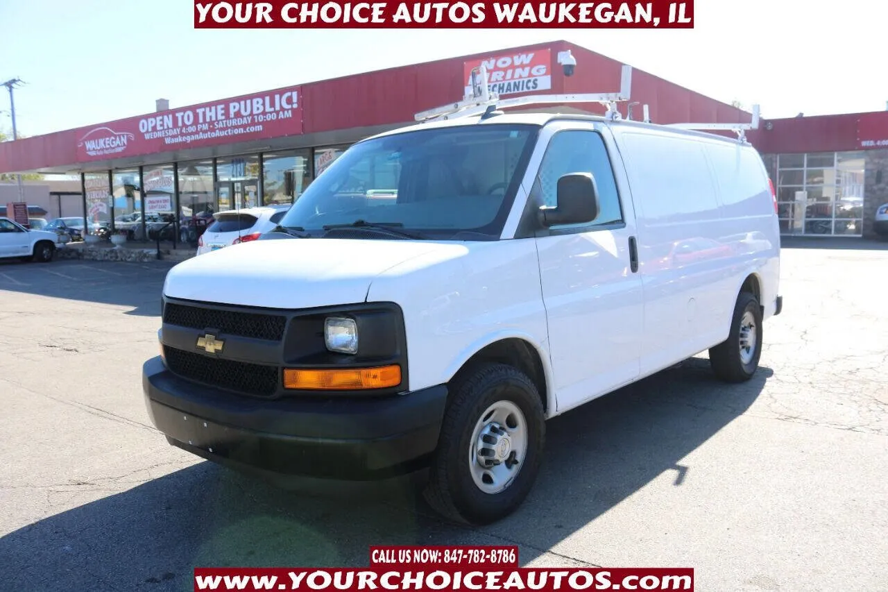White 2017 Chevrolet Express Cargo Van 2500 3dr Cargo Van for sale in Waukegan, IL
