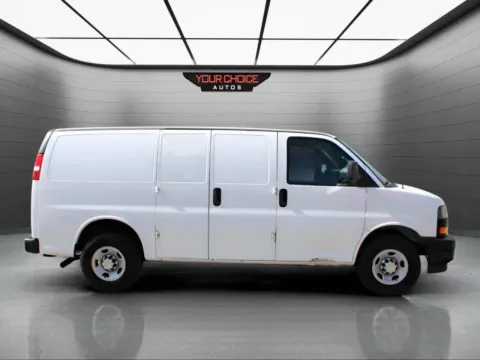 More photos of 2020 Chevrolet Express Cargo Van 2500 3dr Cargo Van at Your Choice Autos - Waukegan, IL
