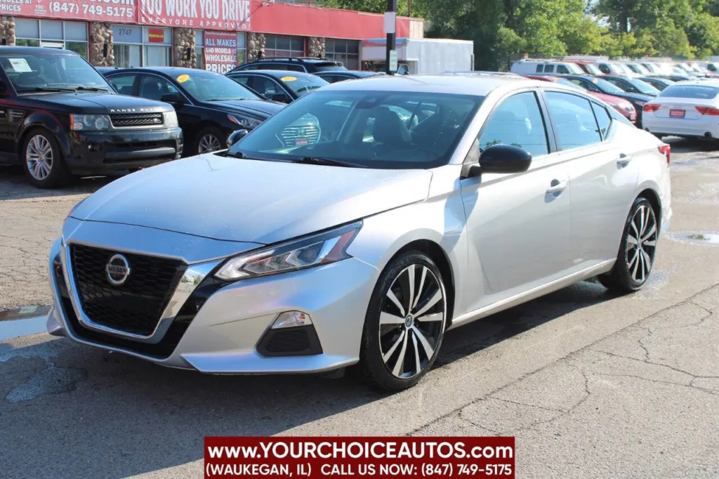 2020 Nissan Altima 2.5 SR for sale in Waukegan, IL