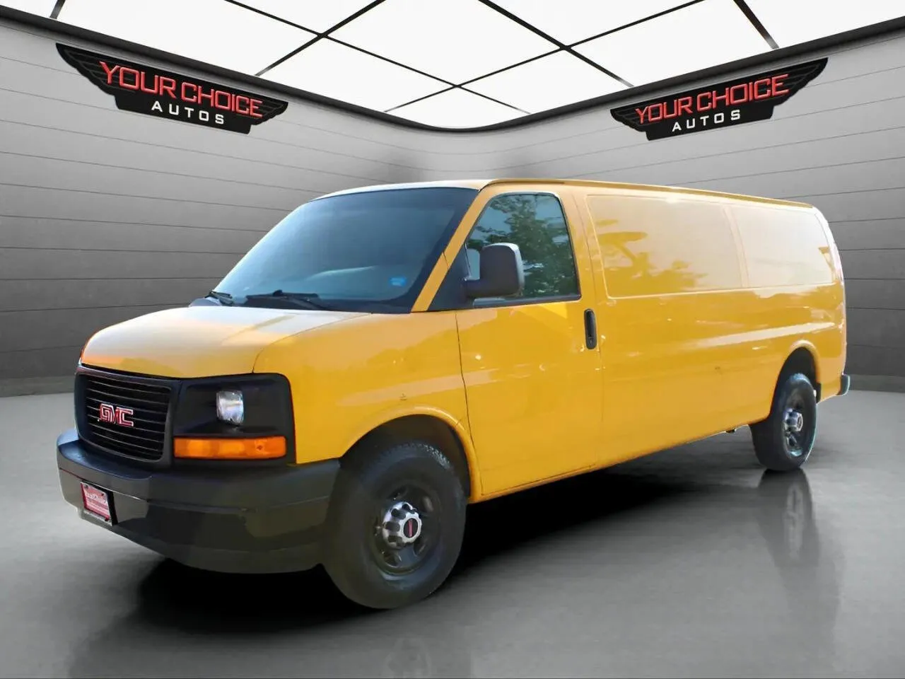 2017 GMC Savana Cargo Work Van's photo