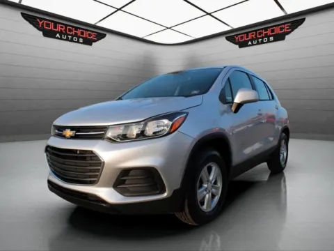 Silver 2018 Chevrolet Trax LS for sale in Waukegan, IL