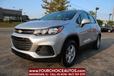 Silver 2018 Chevrolet Trax LS for sale in Waukegan, IL