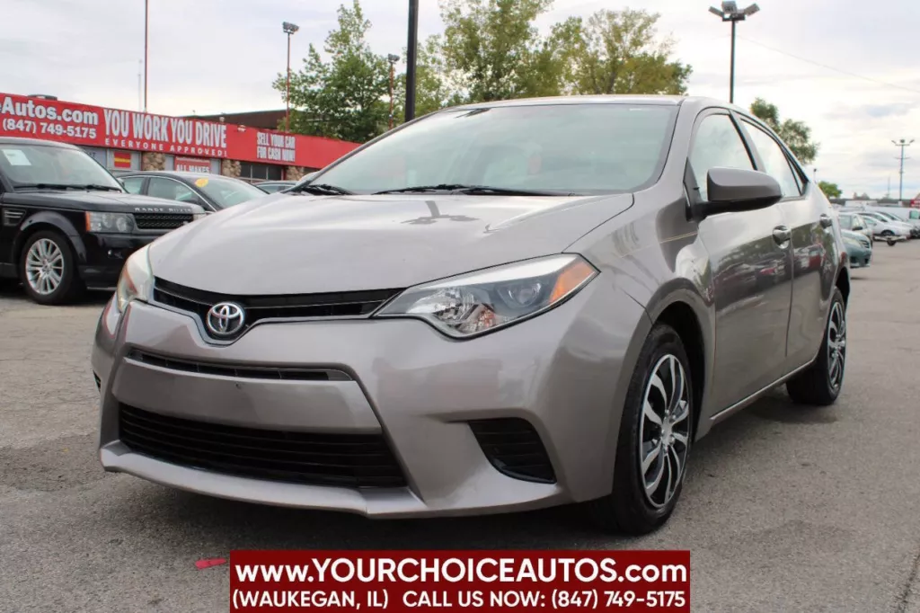2015 Toyota Corolla LE Plus 4dr Sedan for sale in Waukegan, IL