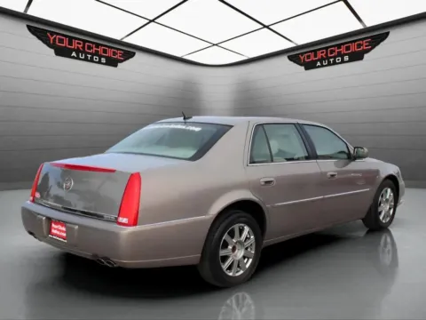 More photos of 2006 Cadillac DTS w/1SC at Your Choice Autos - Waukegan, IL