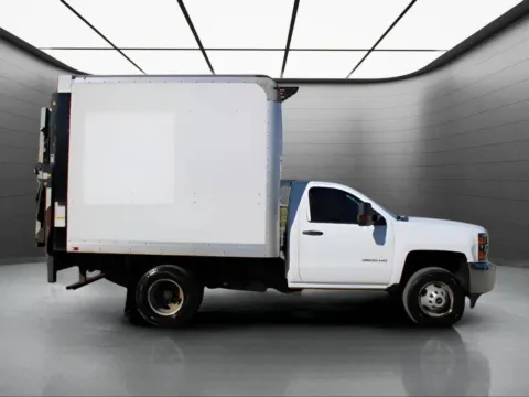 More photos of 2018 Chevrolet Silverado 3500HD Work Truck at Your Choice Autos - Waukegan, IL
