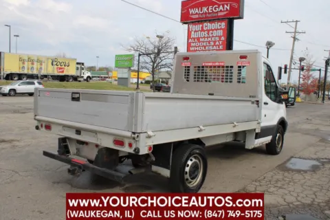 More photos of 2018 Ford Transit Chassis 250 2dr 138 in. WB SRW Chassis at Your Choice Autos - Waukegan, IL