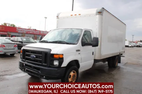 White 2016 Ford Econoline Commercial Cutaway E 350 SD 2dr 176 in. WB DRW Cutaway Chassis for sale in Waukegan, IL