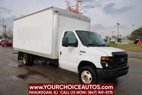 Another view of 2016 Ford Econoline Commercial Cutaway E 350 SD 2dr 176 in. WB DRW Cutaway Chassis for sale in Waukegan, IL at Your Choice Autos - Waukegan
