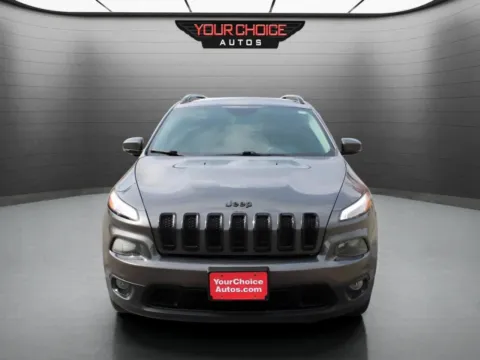 Photos of 2018 Jeep Cherokee Limited for sale in Waukegan, IL at Your Choice Autos - Waukegan