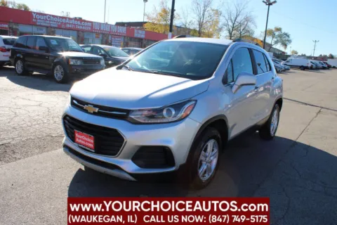 Silver 2018 Chevrolet Trax LT for sale in Waukegan, IL