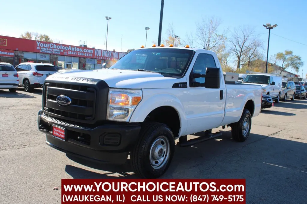 2012 Ford Super Duty F-250 SRW XL 4x4 2dr Regular Cab 8 ft. LB Pickup for sale in Waukegan, IL