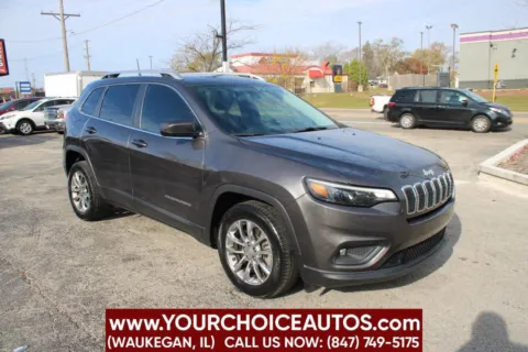 Another view of 2019 Jeep Cherokee Latitude Plus for sale in Waukegan, IL at Your Choice Autos - Waukegan