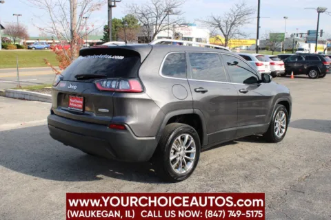 More photos of 2019 Jeep Cherokee Latitude Plus at Your Choice Autos - Waukegan, IL