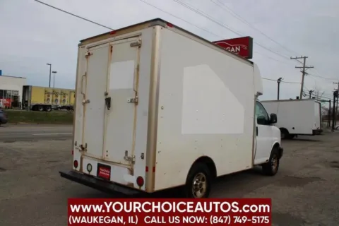 More photos of 2014 GMC Savana Commercial Cutaway 3500 2dr Commercial/Cutaway/Chassis 139 in. WB at Your Choice Autos - Waukegan, IL
