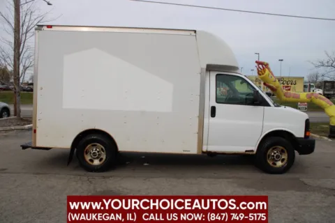 More photos of 2014 GMC Savana Commercial Cutaway 3500 2dr Commercial/Cutaway/Chassis 139 in. WB at Your Choice Autos - Waukegan, IL