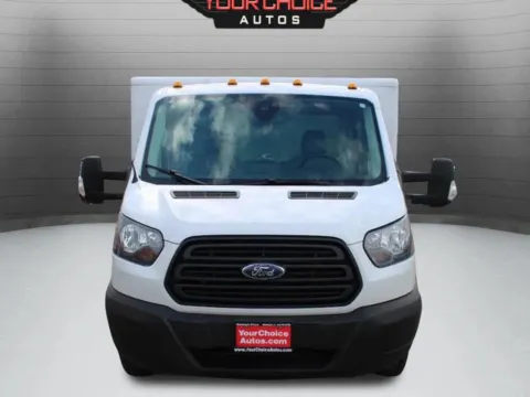 Photos of 2019 Ford Transit Chassis 350 HD 2dr 156 in. WB DRW Chassis w/9950 Lb. GVWR for sale in Waukegan, IL at Your Choice Autos - Waukegan