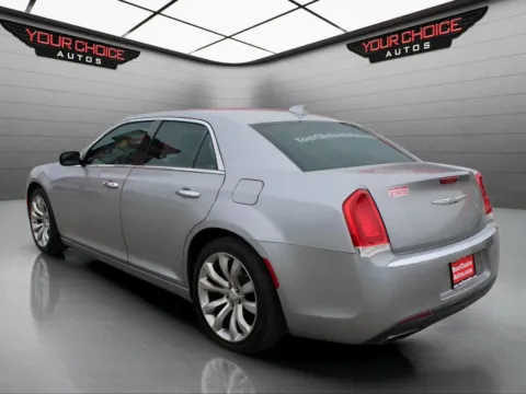 Another view of 2018 Chrysler 300 Limited for sale in Waukegan, IL at Your Choice Autos - Waukegan