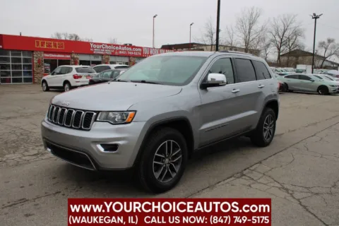 Silver 2018 Jeep Grand Cherokee Limited for sale in Waukegan, IL