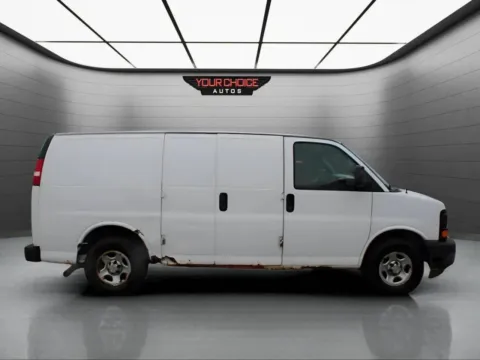 More photos of 2004 Chevrolet Express Cargo Van 1500 3dr Van at Your Choice Autos - Waukegan, IL
