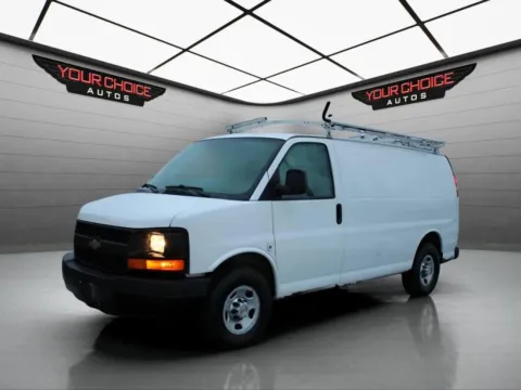 White 2012 Chevrolet Express Cargo Van 2500 3dr Cargo Van w/ 1WT for sale in Waukegan, IL