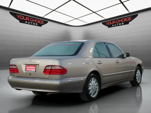 More photos of 2000 Mercedes-Benz E-Class E 320 4dr Sedan at Your Choice Autos - Waukegan, IL