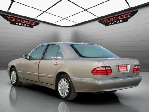 Another view of 2000 Mercedes-Benz E-Class E 320 4dr Sedan for sale in Waukegan, IL at Your Choice Autos - Waukegan