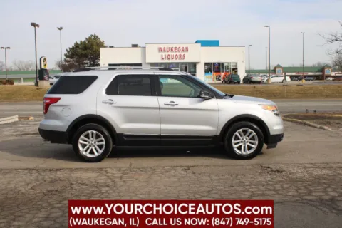 More photos of 2014 Ford Explorer XLT at Your Choice Autos - Waukegan, IL
