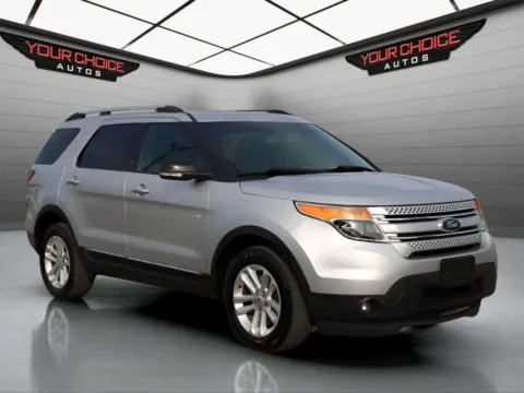 Another view of 2014 Ford Explorer XLT for sale in Waukegan, IL at Your Choice Autos - Waukegan