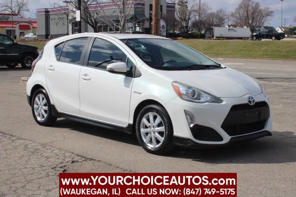 2017 Toyota Prius c One 4dr Hatchback for sale in Waukegan, IL